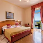 Galeb 3*