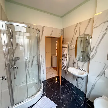 Galeb Hotel